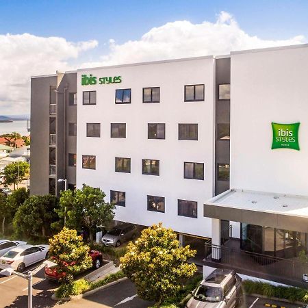 Ibis Styles The Entrance Hotel Exterior foto